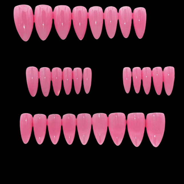 PINK KISSES - Set of 28 Nails - Stiletto/Short