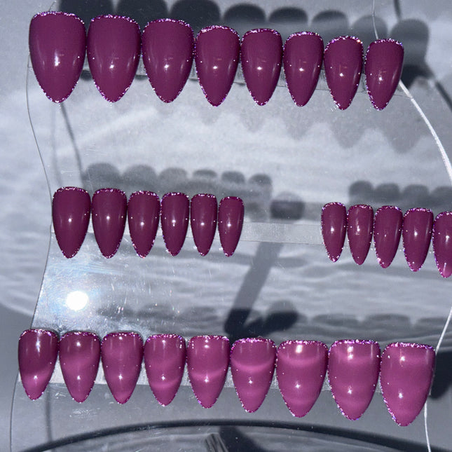 PURPLE RAIN - Set of 28 Nails - Stiletto / X-SHORT - Reusable