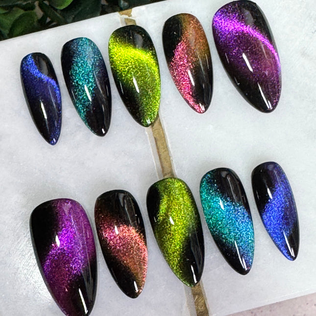 UPTOWN GIRL / ALOMD-MEDIUM / NAIL COUNT - 10 / Set Size - Small / REUSABLE