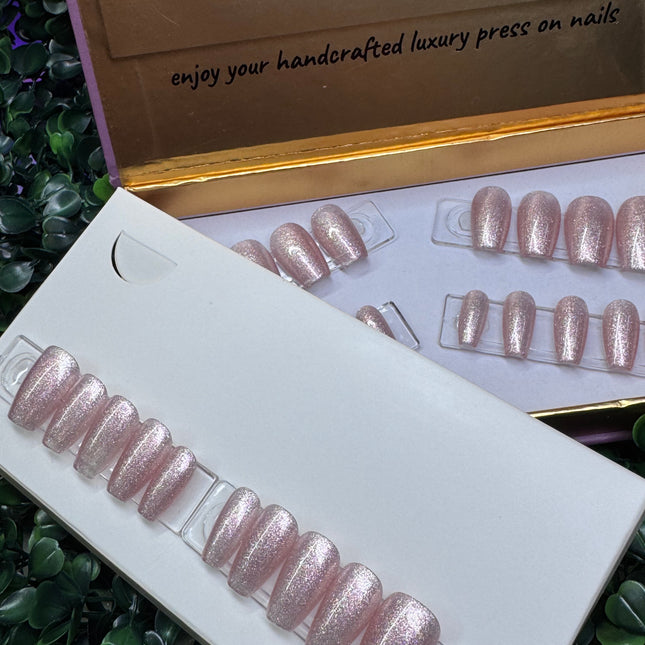 Sweet Angel / Set of 28 Nails / Shape:COFFIN - Length:SHORT