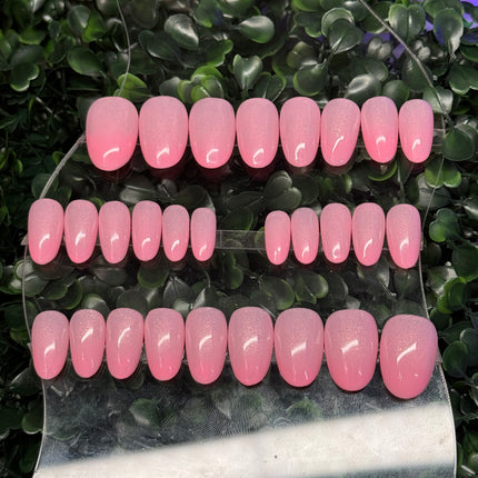 PINKALICIOUS - Short / Round - Set of 28 nails