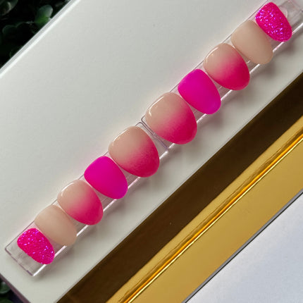 World Love: X-Short/Round, Set Size: XL, 10 PCS