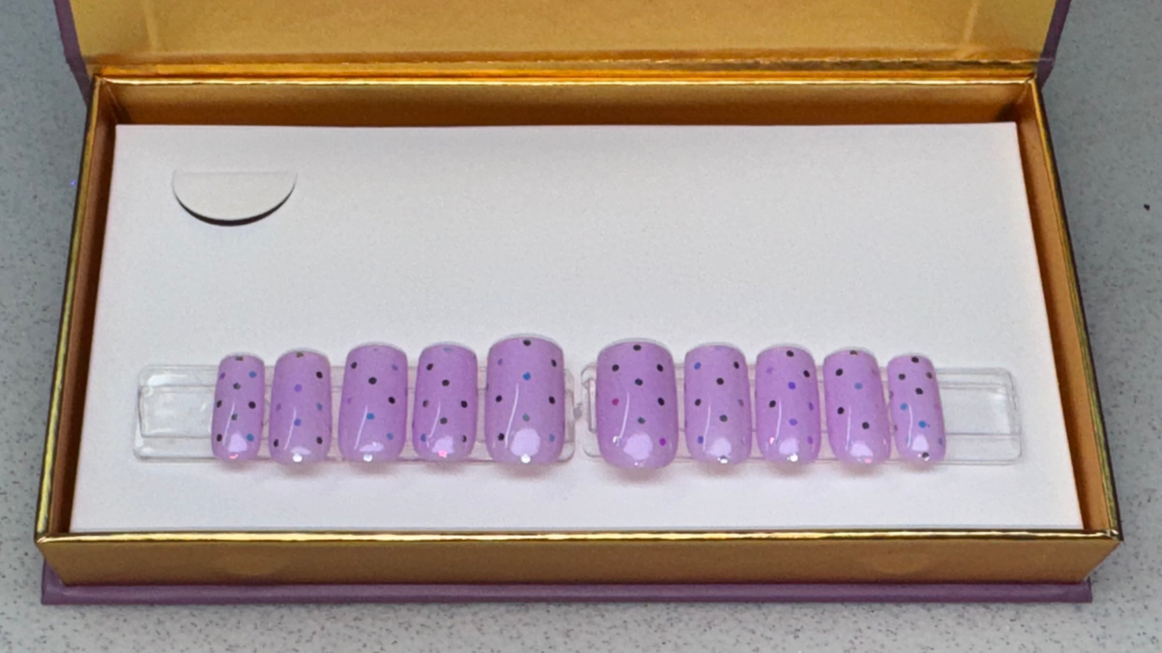Lilac Bright Lights - Set Size: Small/ Shape: Square, Length: Short / 10 PCS, Reusable Press-on nails