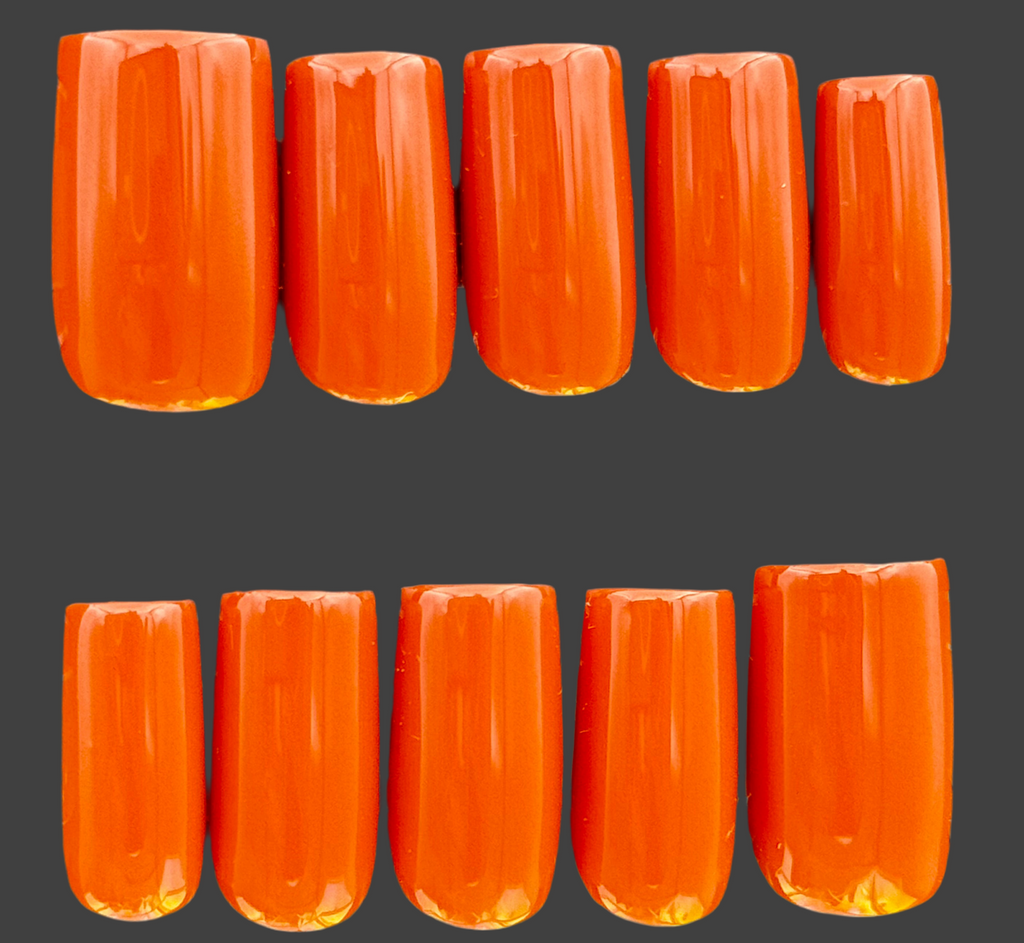 FALLBURN - Set of 28 Nails - Square/Short