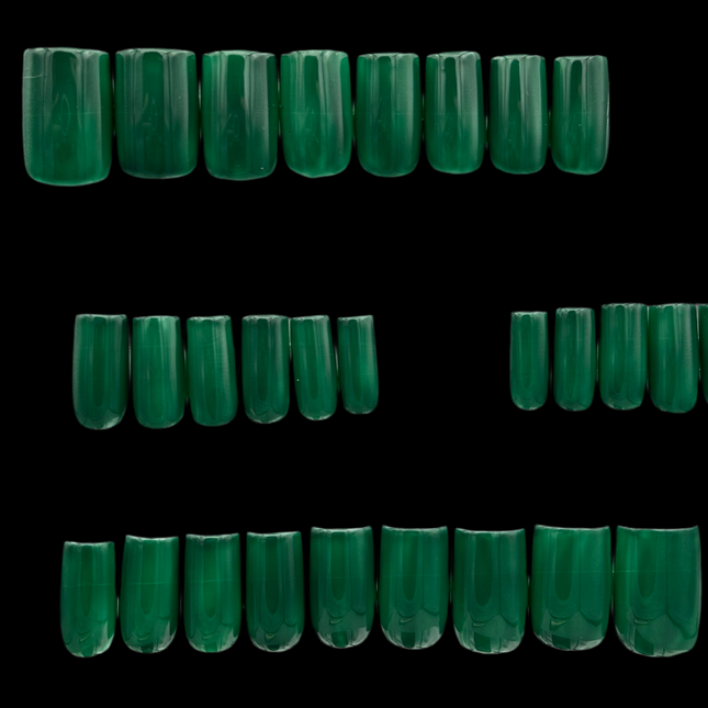 Grass Is Greener - Set of 28 Nails - Square/Short