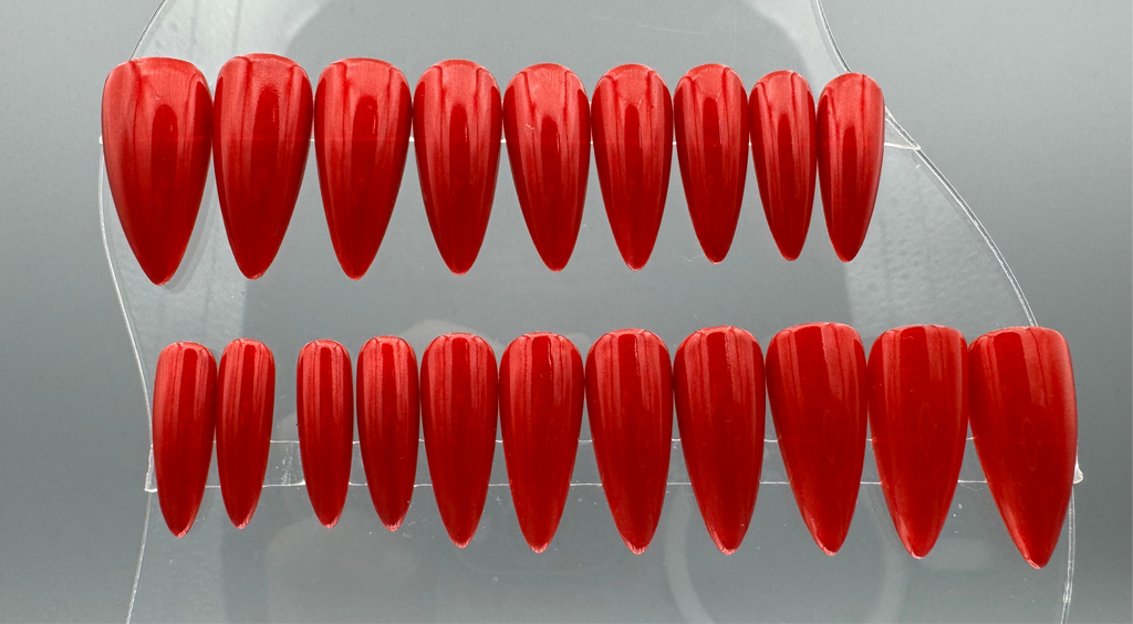REDRUM - Set of 20 Nails - Stiletto/Medium - Reusable