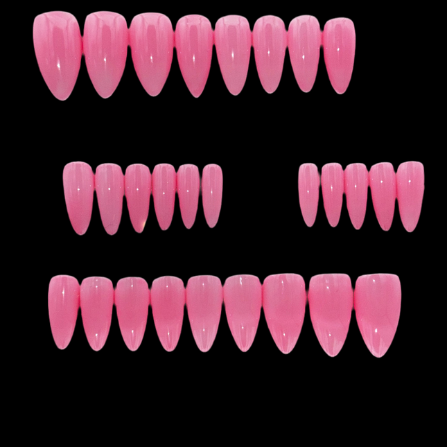 Pink Kisses - Set of 28 Nails - Stiletto/Medium