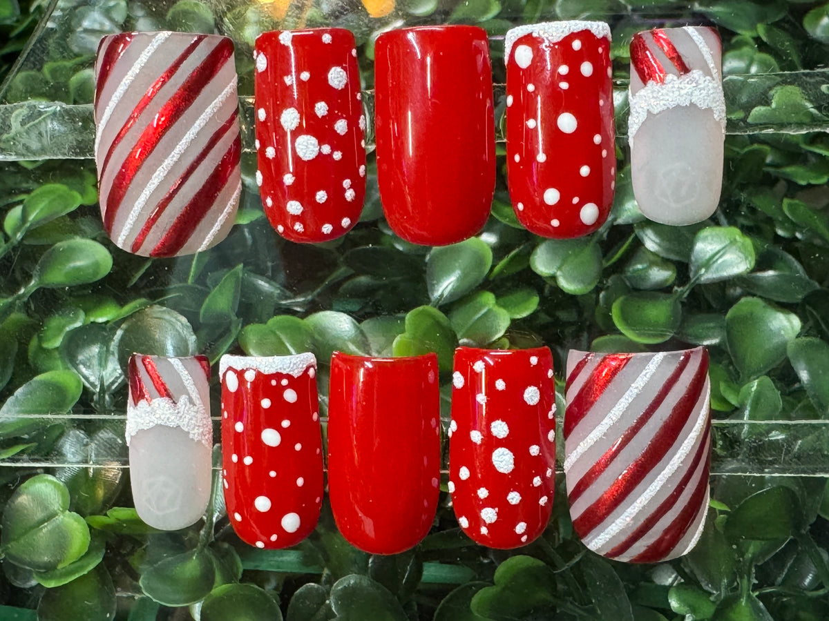 HOLIDAY24 / SQUARE-SHORT / NAIL SET SIZE-LARGE / NAIL COUNT-10