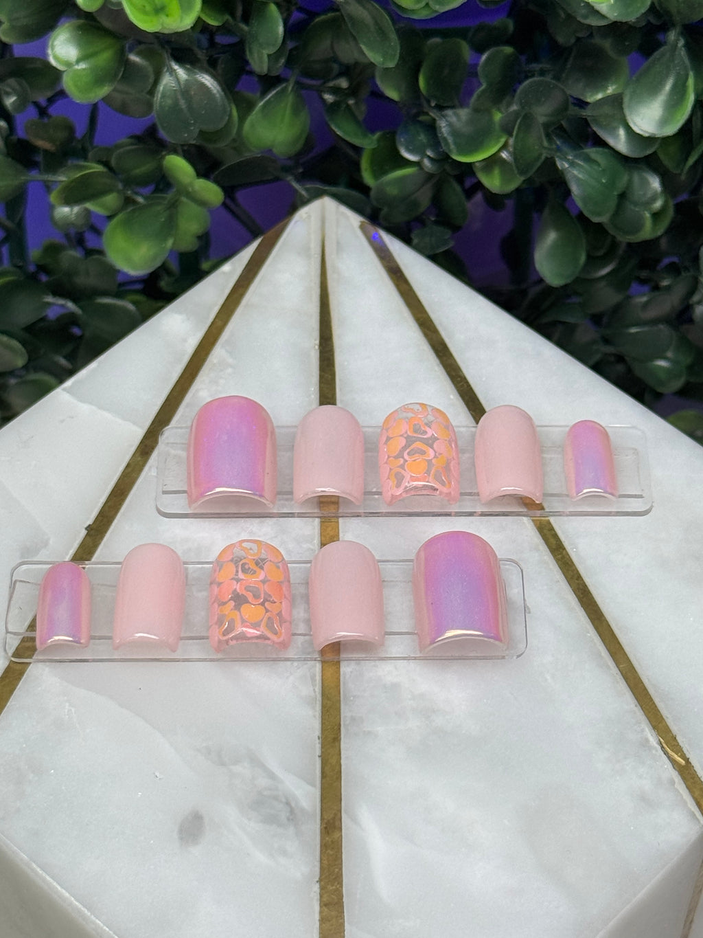 Luv is Luv: Shape/Square - Length/X-Short, 10 PCS reusable press-ons, Set Size: Small