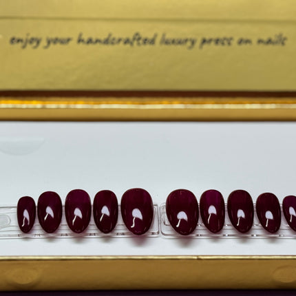 First Sign of Fall - Shape/Almond- Length/Short - Set of 28 False Nails - REUSABLE NAILS