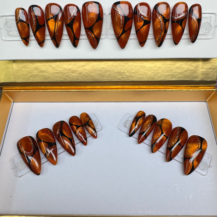 Holiday Fire - LENGTH: MEDIUM/ SHAPE: STILETTO - set of 20 REUSABLE press-on gel nails