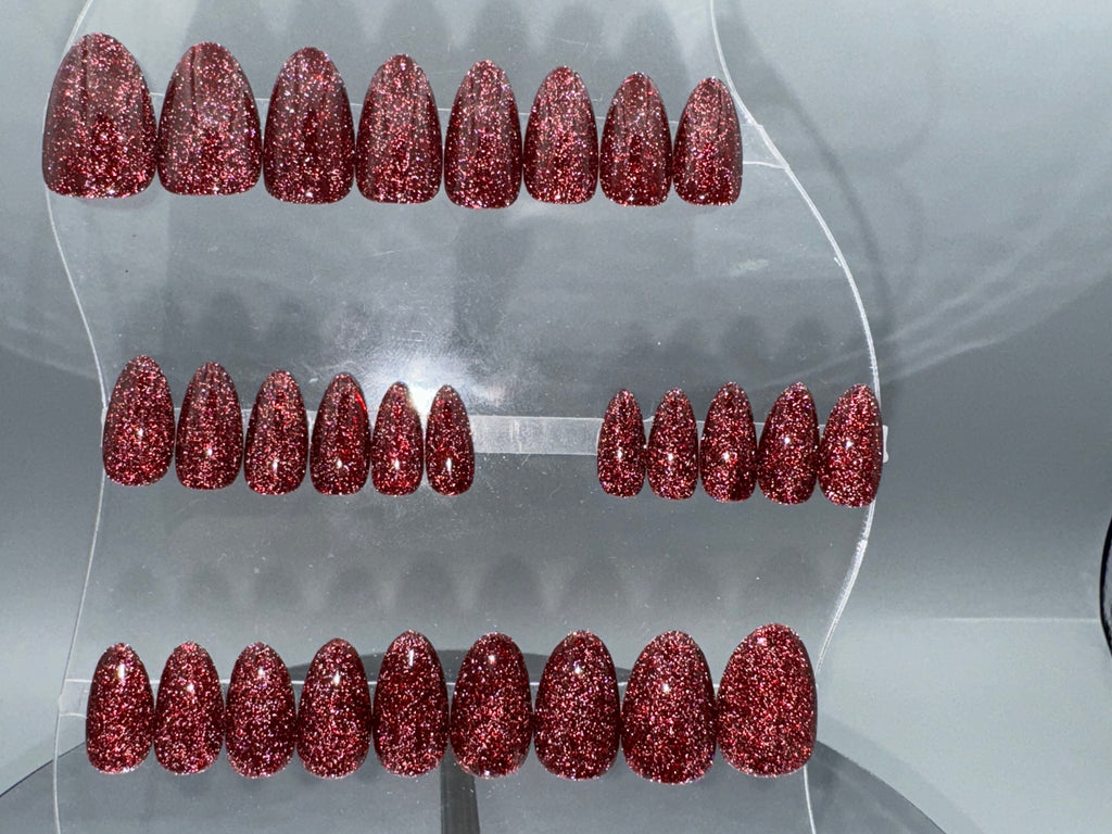 RED LIGHT - Set of 28 Nails - Almond/Short - Reusable False Nails.