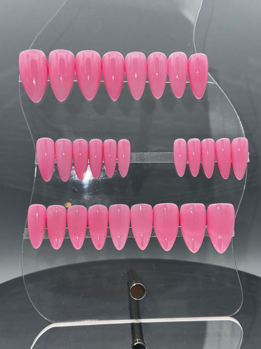 PINK KISSES - Set of 28 Nails - Stiletto/Short