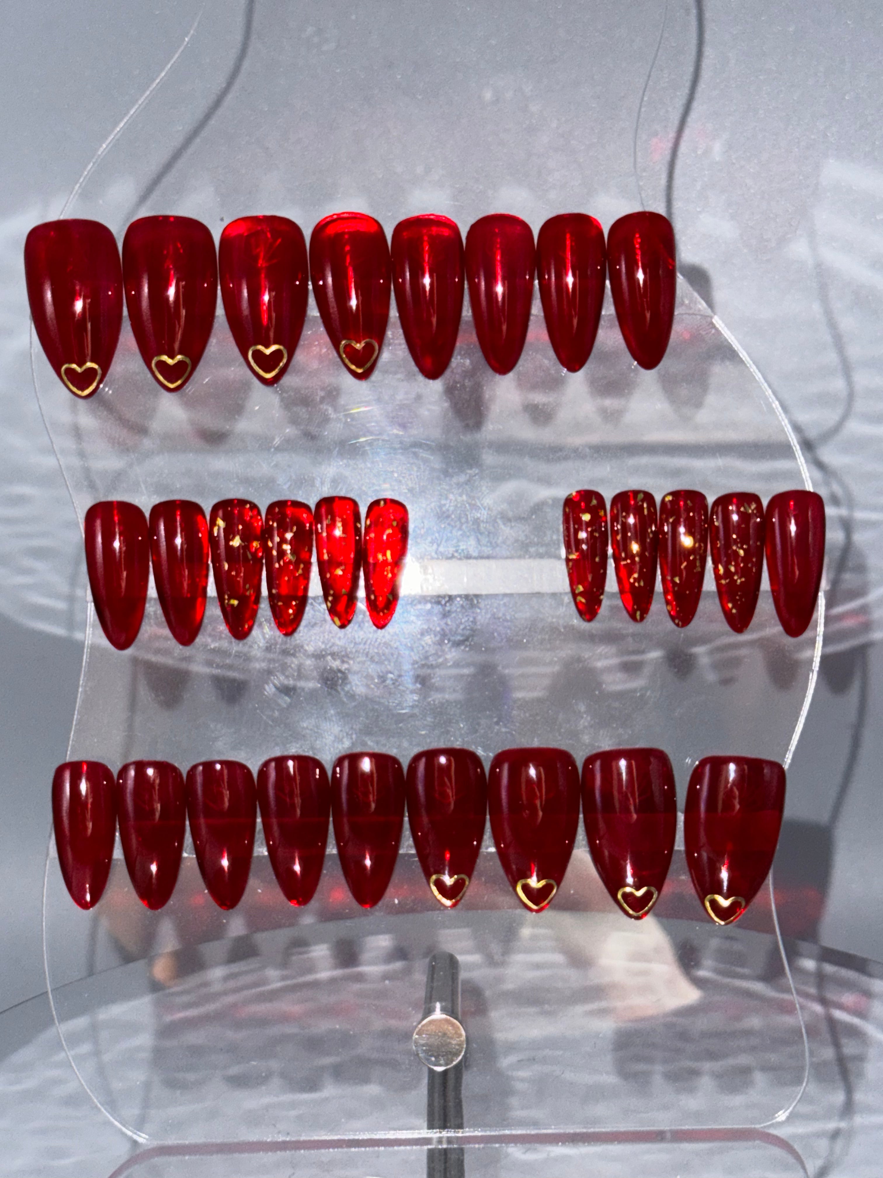 RASPBERRIES GOLD - Set of 28 Nails - Stiletto/Mediums