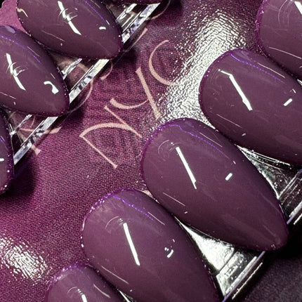 PURPLE RAIN - Set of 28 Nails - Stiletto / X-SHORT